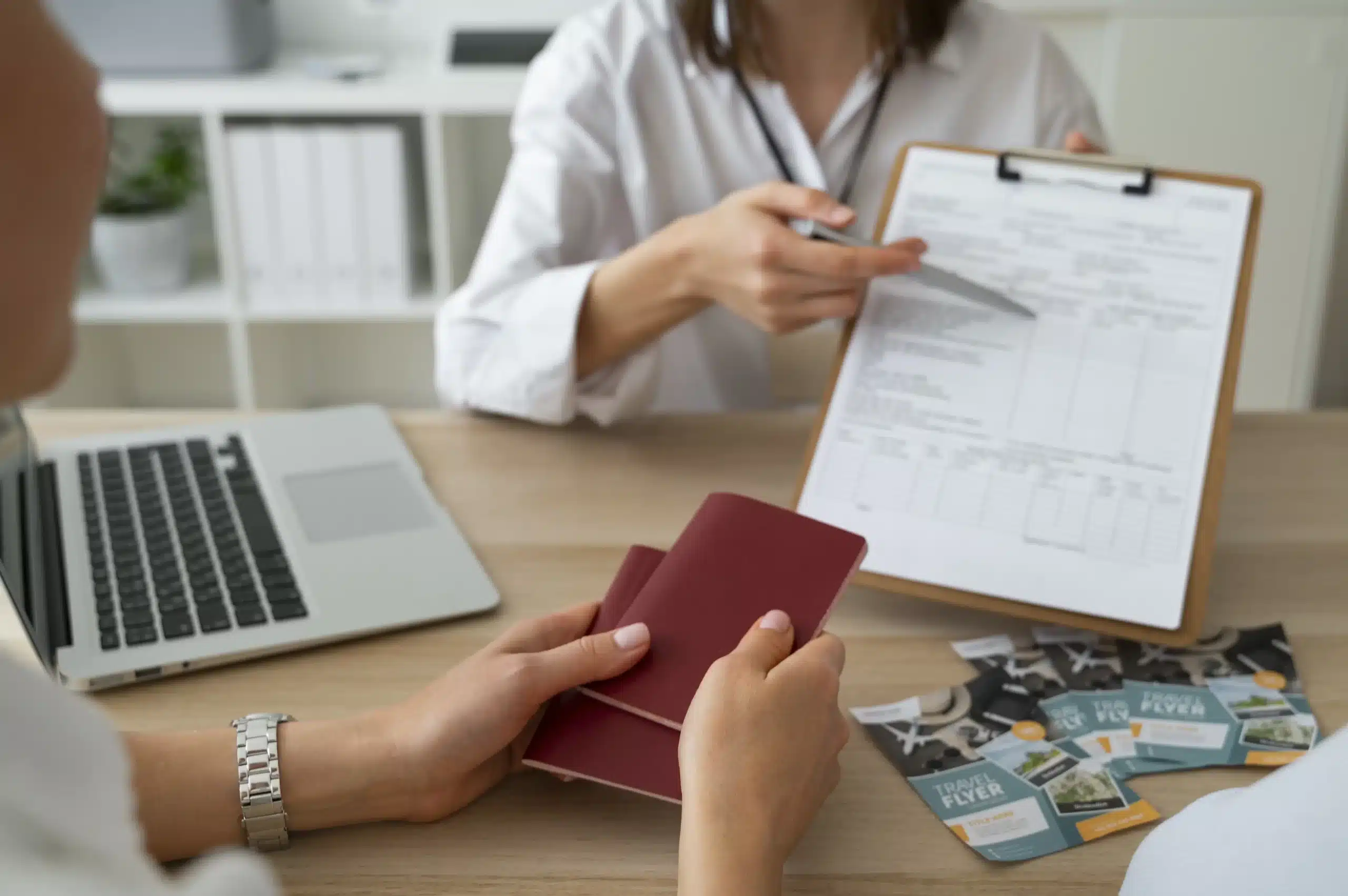 ¿Cuál es la diferencia entre permiso y licencia en el ámbito laboral?